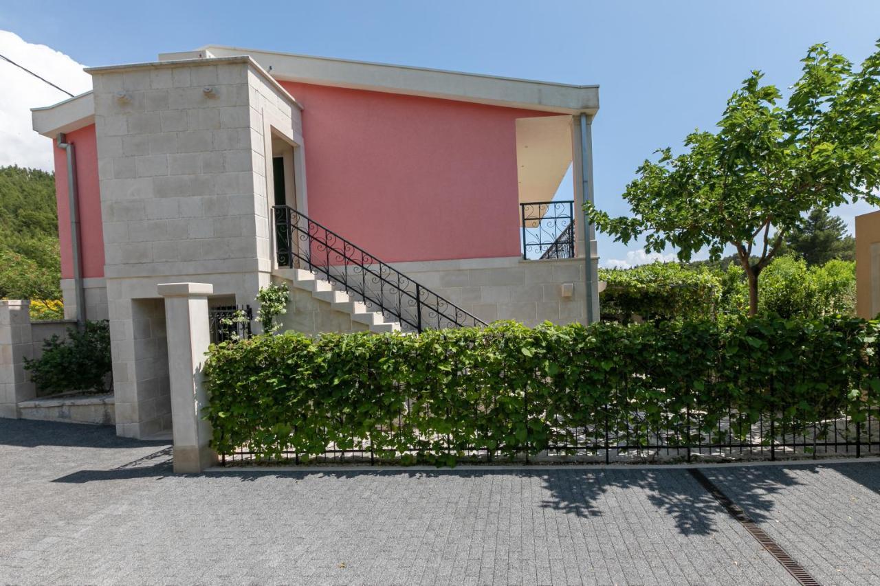Apartment Vila Volicija Makarska Exterior photo